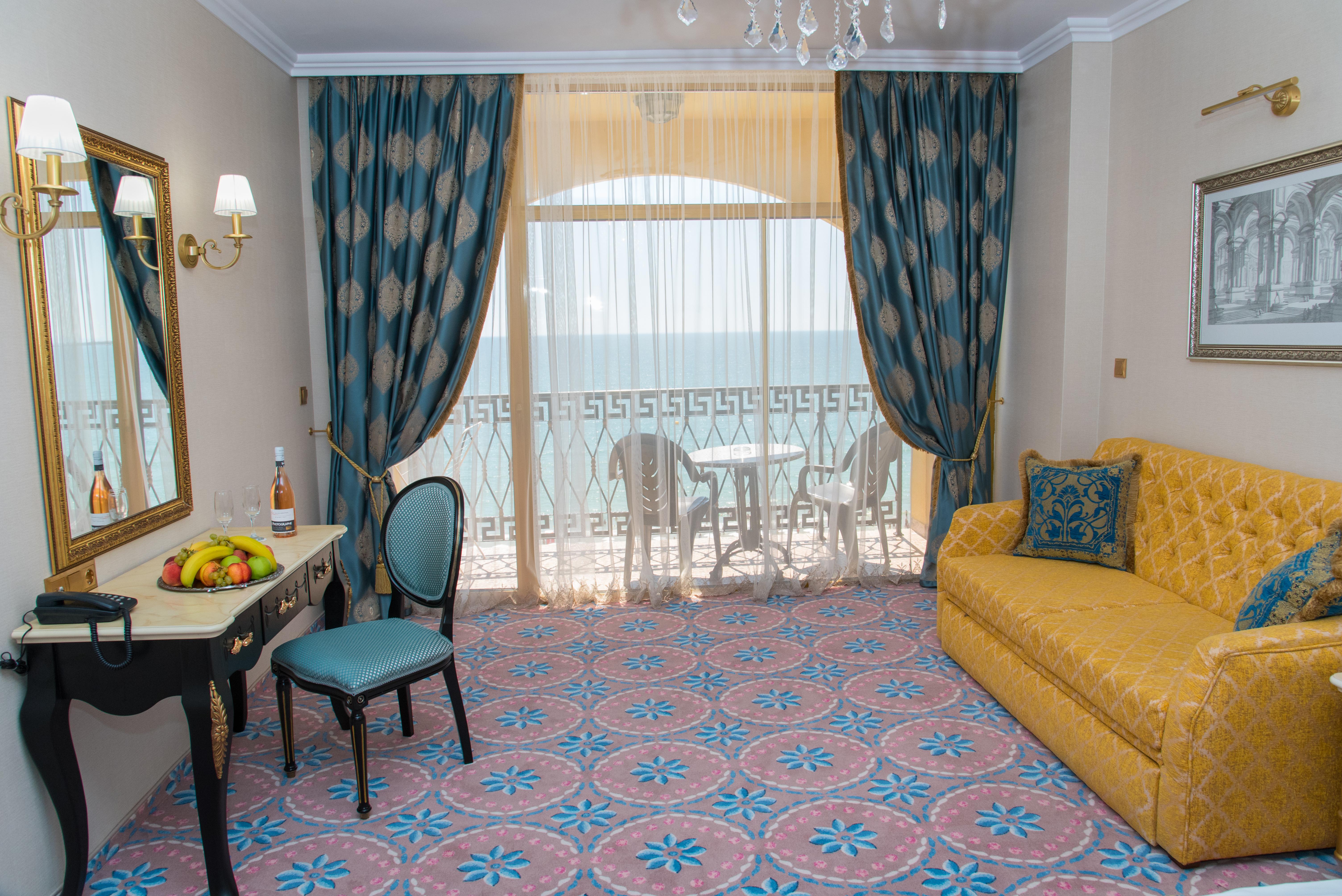 Imperial Palace Hotel Sunny Beach Eksteriør billede A suite at the Grand Hotel