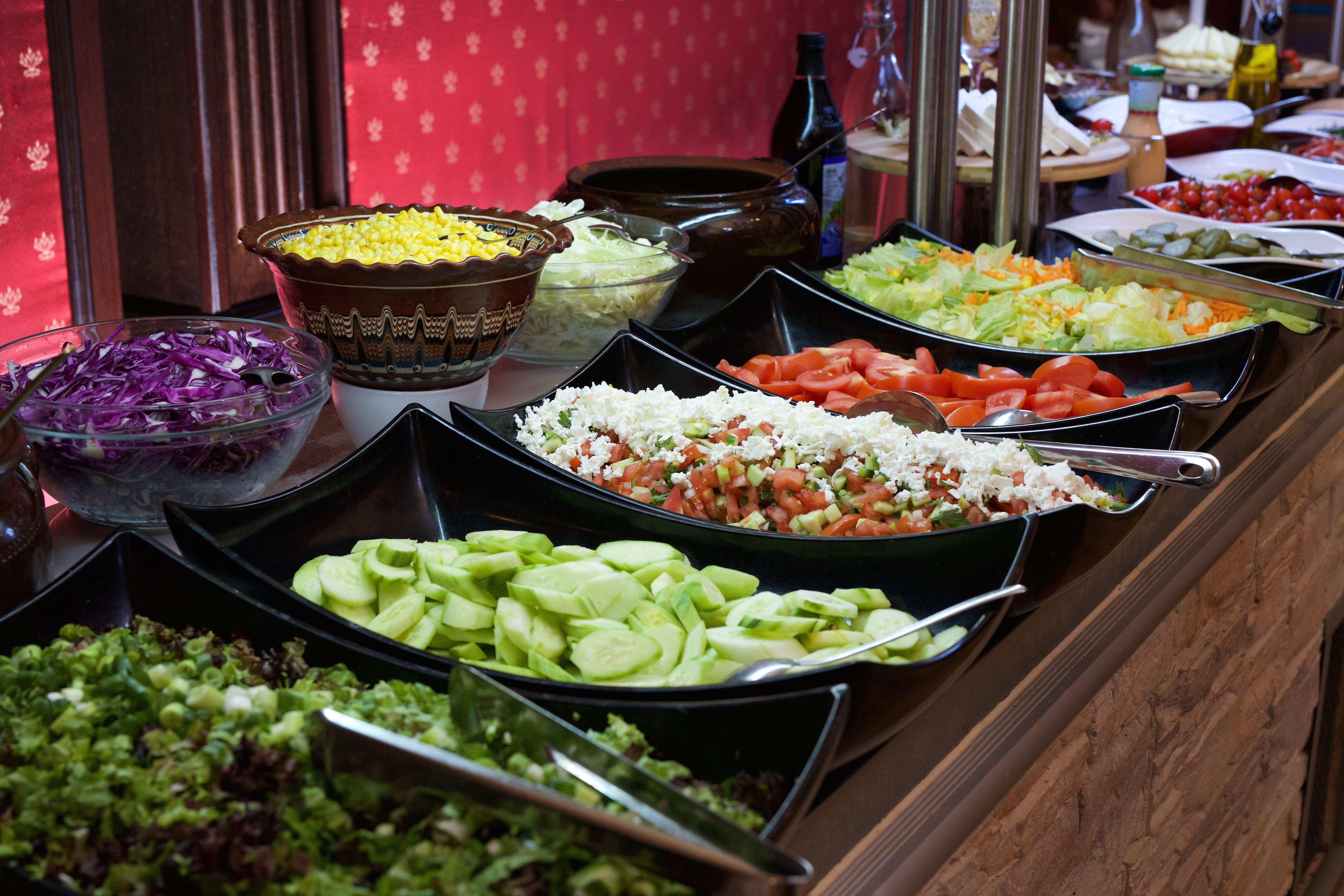 Imperial Palace Hotel Sunny Beach Eksteriør billede A salad bar